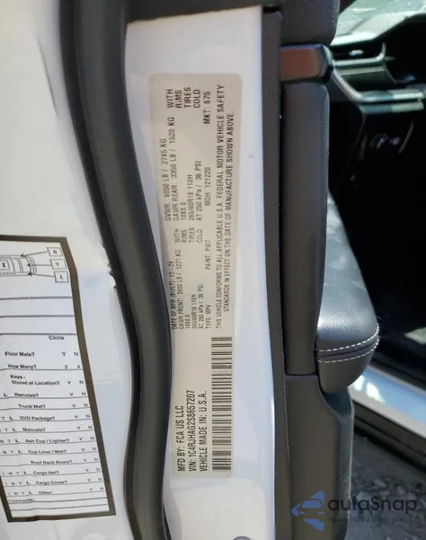 2025 Jeep Grand Cherokee Laredo z USA, uszkodzony, nr VIN 1C4RJHAG2S8657207